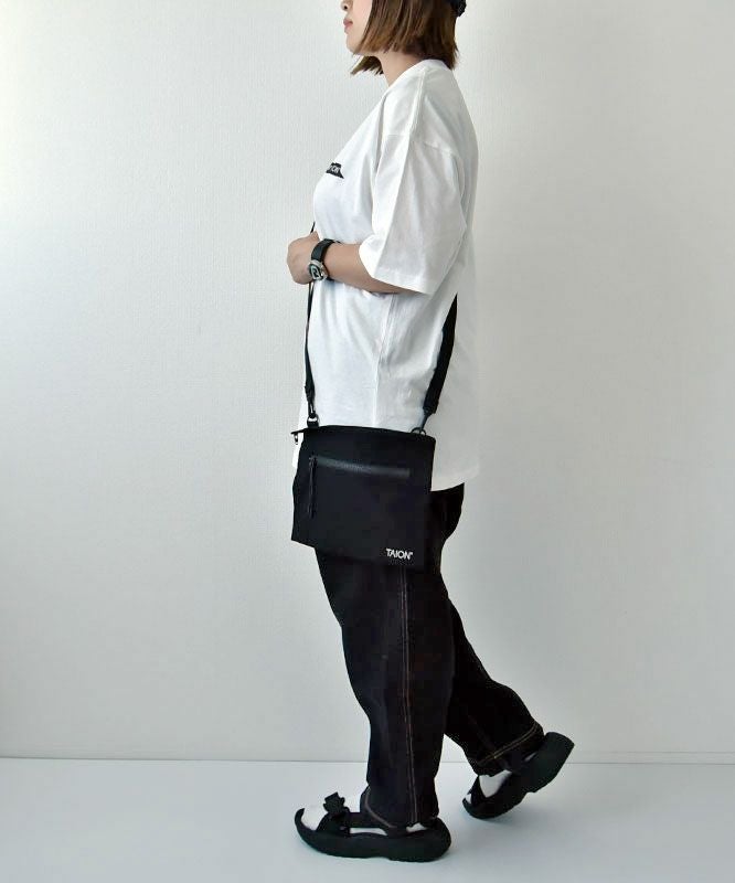 TAION｜BASIC STORAGE T-SH“TAPE LOGO” [[TAION-TS05-PR05]][D]