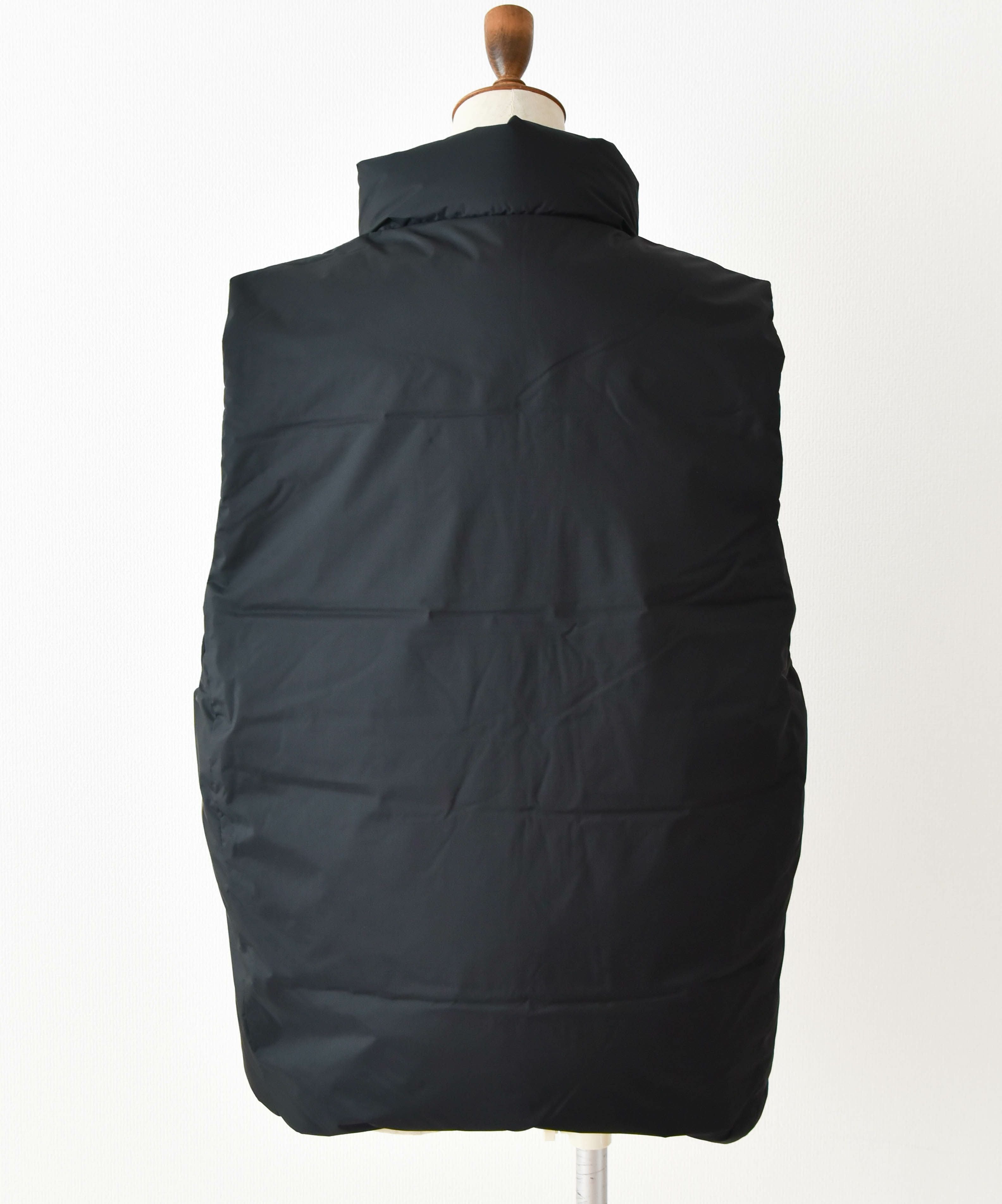 NANGA｜AURORA TEX STAND COLLAR DOWN VEST [[ND2441-1N010-A]][D