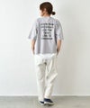 her.｜LOOK TO TOMORROW リラックスフィットTee [[LOOK TO TOMORROW Relax Fit Tee(ハ゛ックフ゜リント)]][C]her.｜LOOK TO TOMORROW リラックスフィットTee [[LOOK TO TOMORROW Relax Fit Tee(ハ゛ックフ゜リント)]][C]