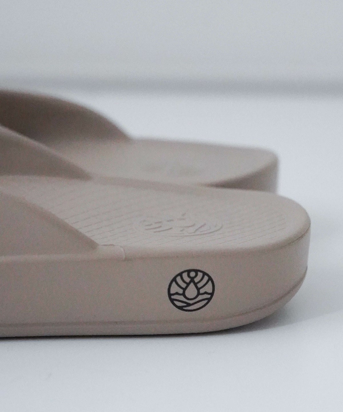 FREEWATERS｜Cloud9 Ultra [[UO-008-taup]][D]