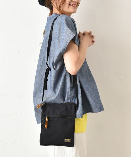 L.L.Bean｜マウンテン・クラシック・クロスボディ・バッグ [[515143]][C]