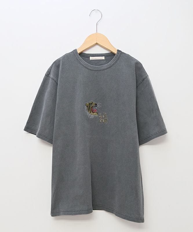 Gives a sense of fullment｜天竺刺繍Tee [[652003]][C]