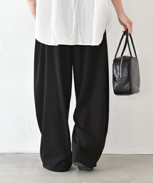 No18｜タックパンツ [[H25004]][C]