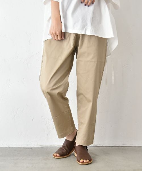 hagumu｜ストレッチツイルテーパードパンツ [[63062181]][C]