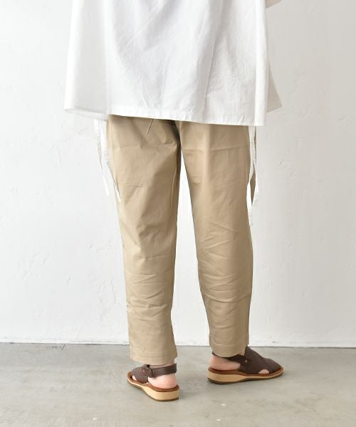 hagumu｜ストレッチツイルテーパードパンツ [[63062181]][C]