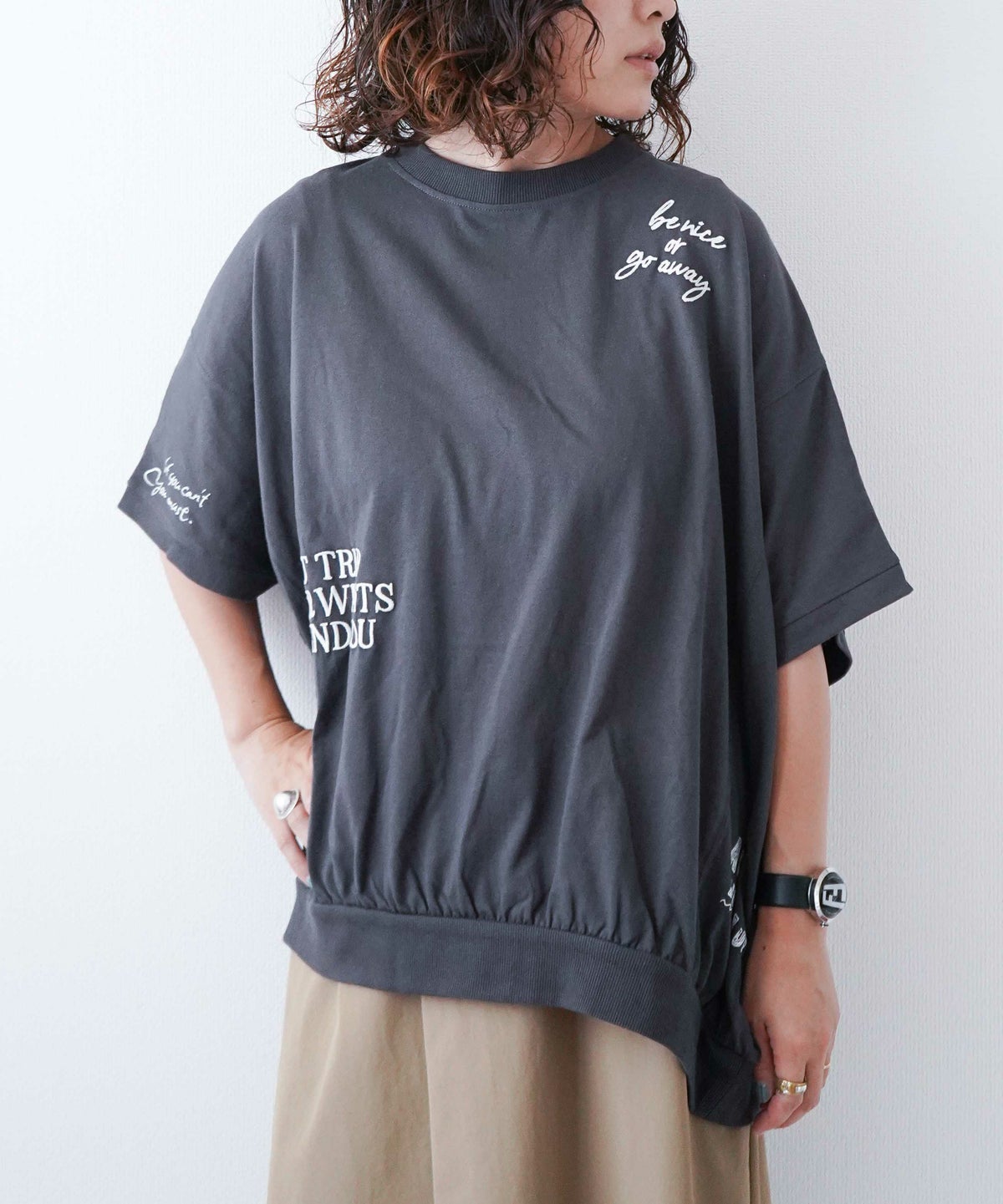 day standard｜ランダムロゴドルマンカットソー [[K52093-28]][D]