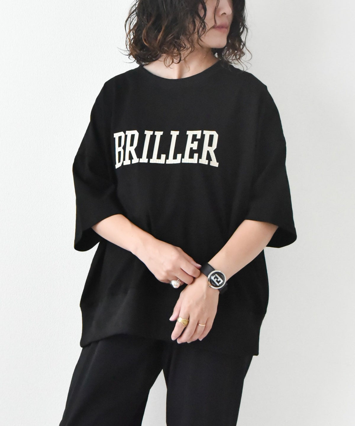 KAKELA&TRANQUIL｜裾リブカレッジロゴプリントクルー [[12505-245-10]]