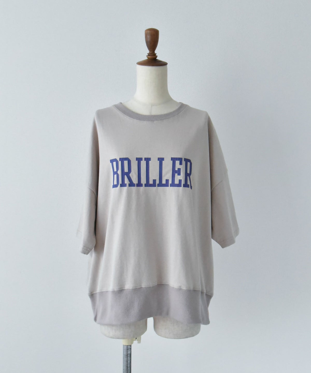 KAKELA&TRANQUIL｜裾リブカレッジロゴプリントクルー [[12505-245-10]]