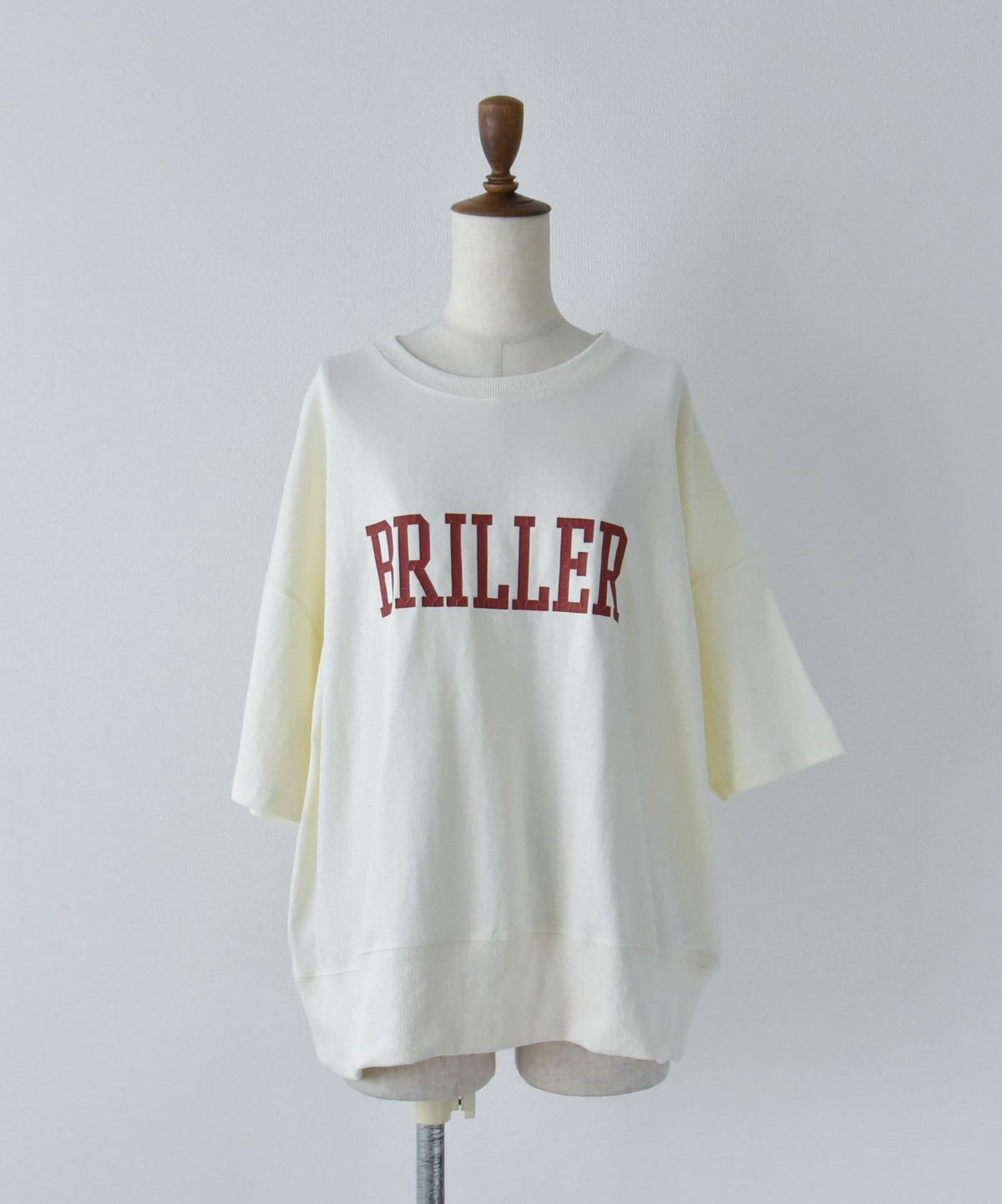 KAKELA&TRANQUIL｜裾リブカレッジロゴプリントクルー [[12505-245-10]]