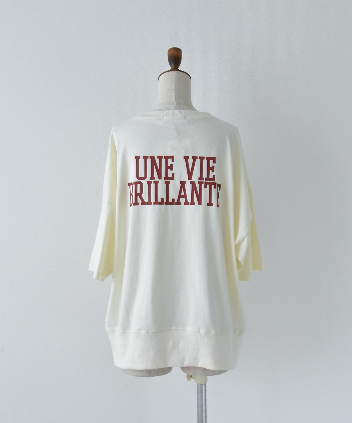 KAKELA&TRANQUIL｜裾リブカレッジロゴプリントクルー [[12505-245-10]]