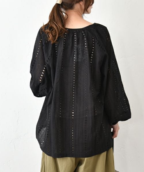 VENT BLANC｜レースキーネックプルオーバー [[RE-2055]][C]