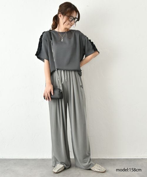 TRANOI.｜ショルダーフリルプルオーバー [[223J278]][C]