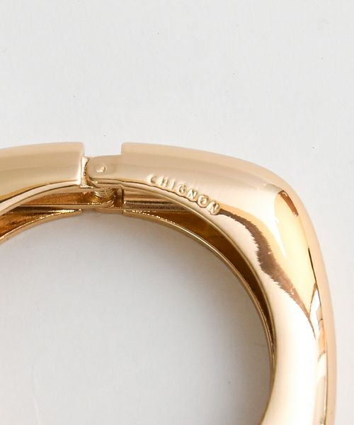 CHIGNON　スクエアプランプバングル