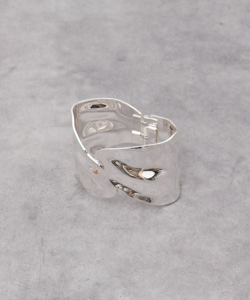 CHIGNON  シニョン リーフワイドバングル シルバー