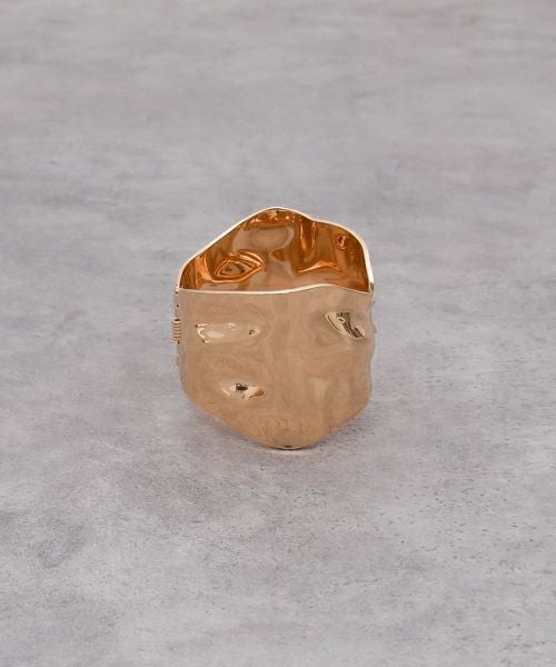 CHIGNON  シニョン リーフワイドバングルCHIGNON  シニョン リーフワイドバングル