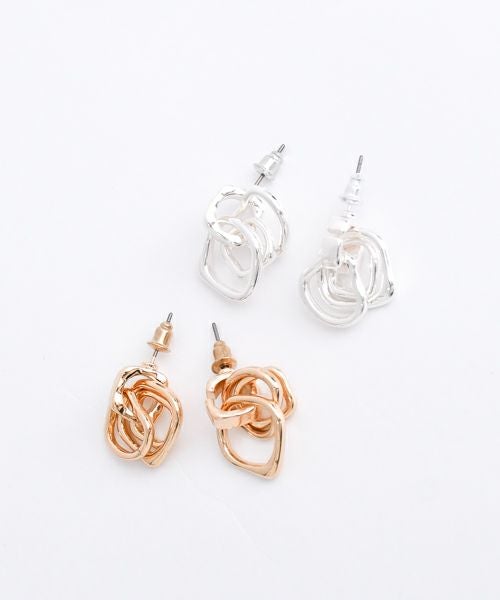 cadu. カドゥ スクエア3連ピアス