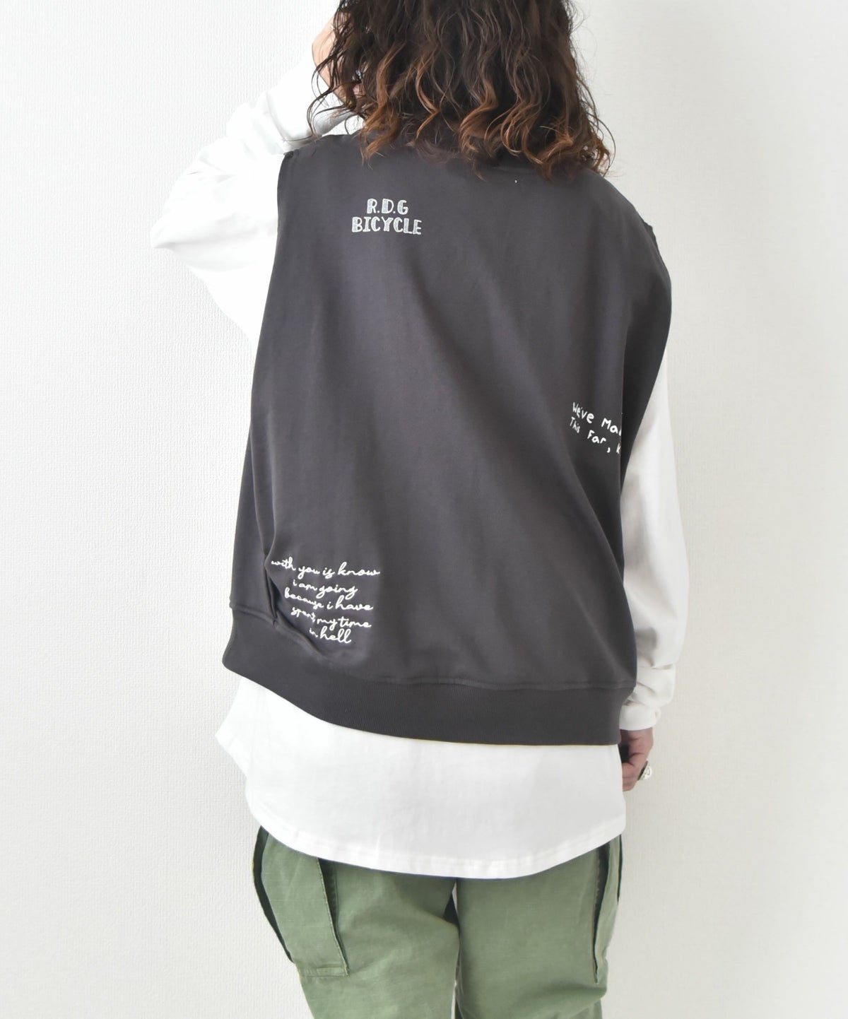  day standard｜ランダムロゴクルーベスト [[A53019-28]][D]