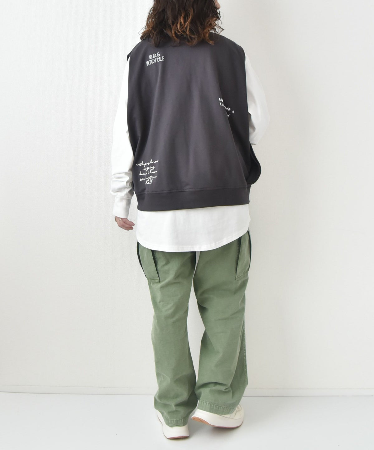  day standard｜ランダムロゴクルーベスト [[A53019-28]][D]