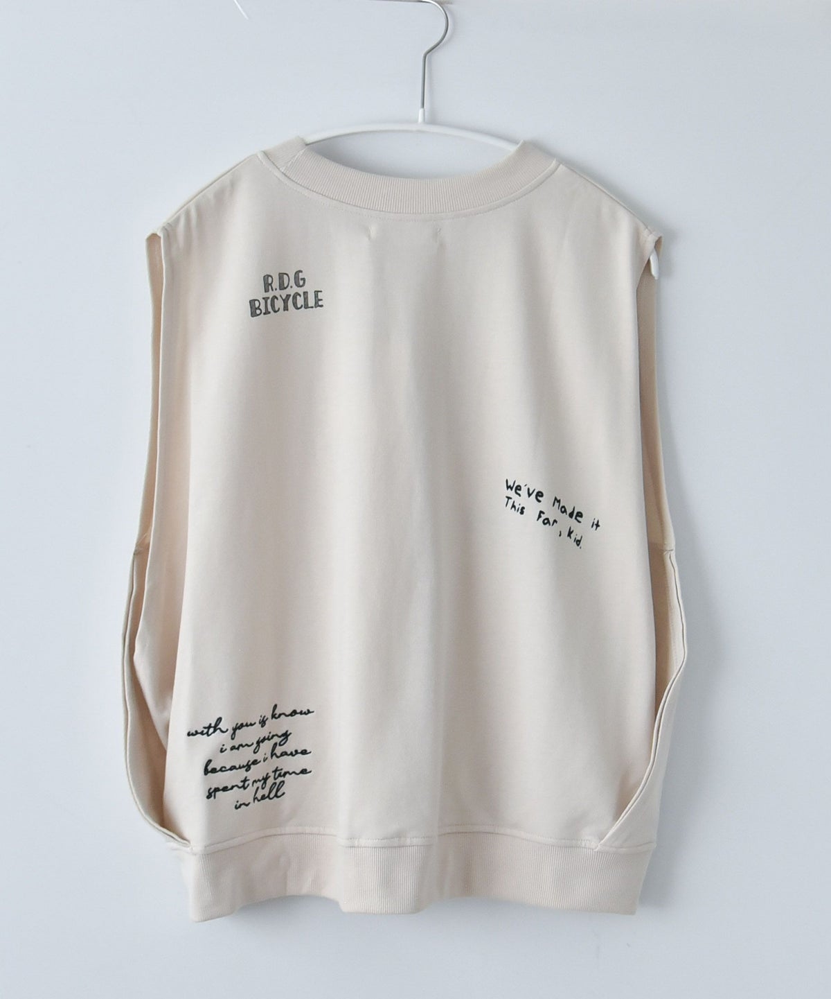 day standard｜ランダムロゴクルーベスト [[A53019-28]][D]