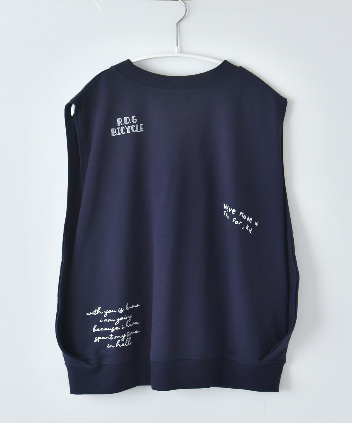 day standard｜ランダムロゴクルーベスト [[A53019-28]][D]