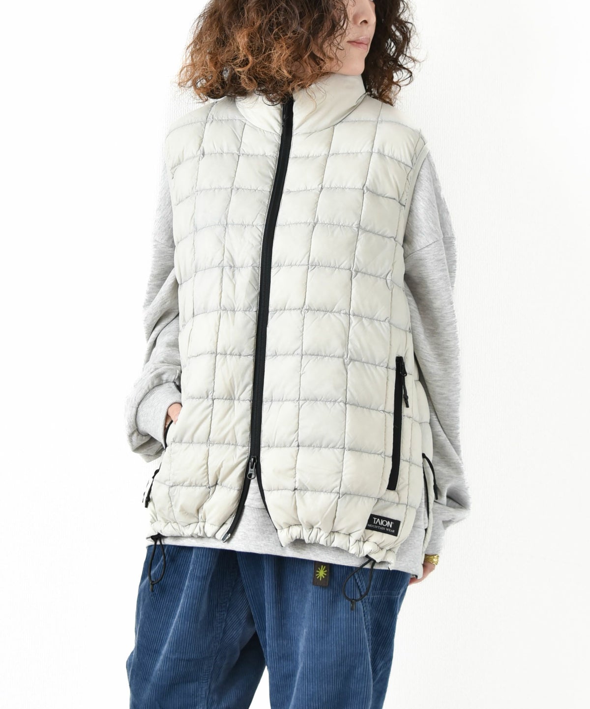 TAION｜MOUTAIN HI-NECK W-ZIP LIGHT DOWN VEST [[TAION-002ZXMT-800]][D]