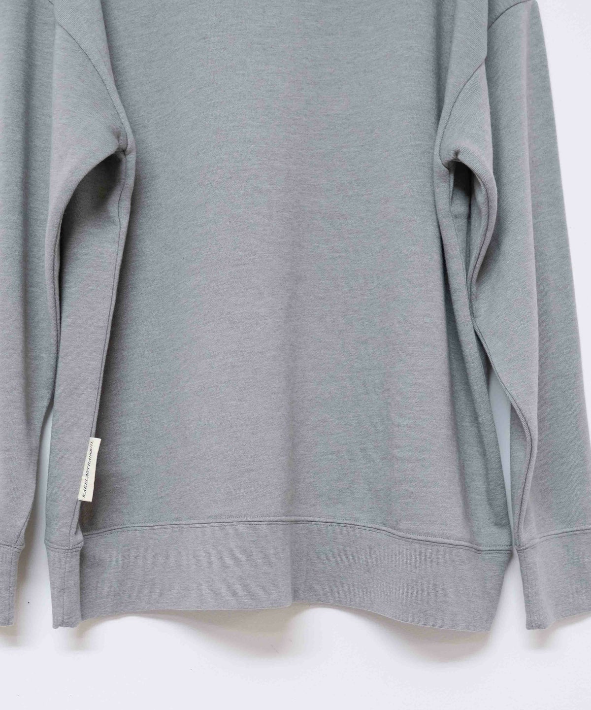 KAKELA&TRANQUIL｜ロングクルーカレッジ刺繍 [[12507-299-10]][D]