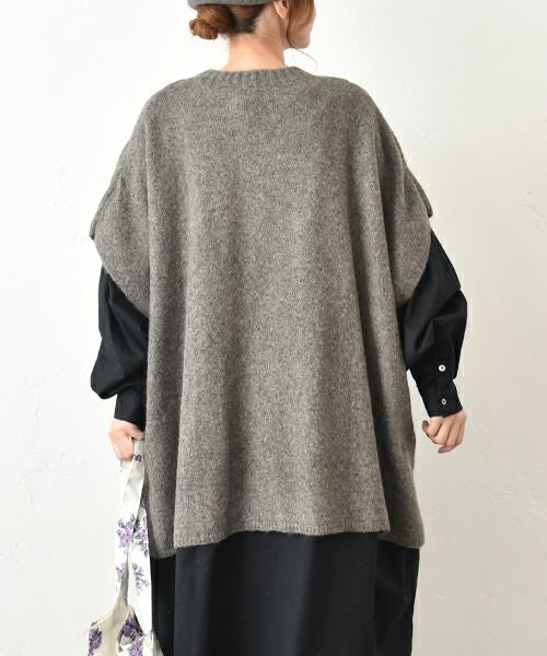 hagumu｜脇スリットポンチョベスト [[125698]][C]