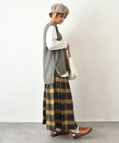 hagumu｜Vネックニットベスト [[125705]][C]