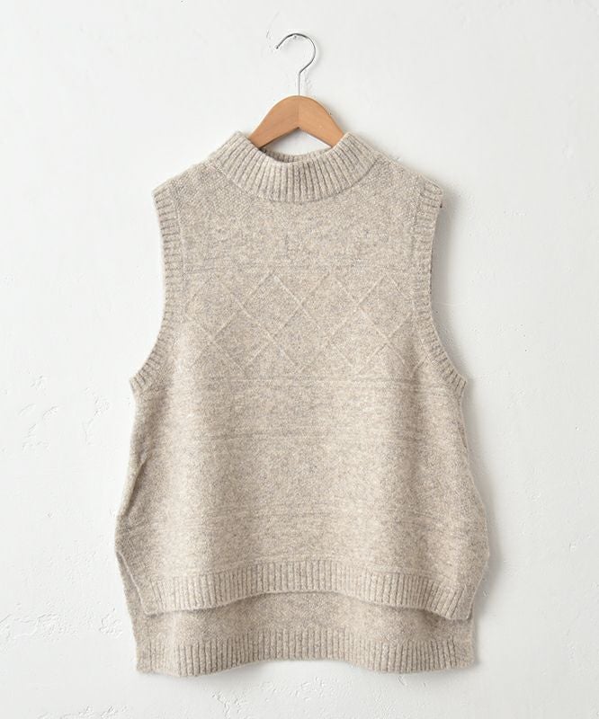  hagumu｜モックネックアラン柄ベスト [[125700]][C]