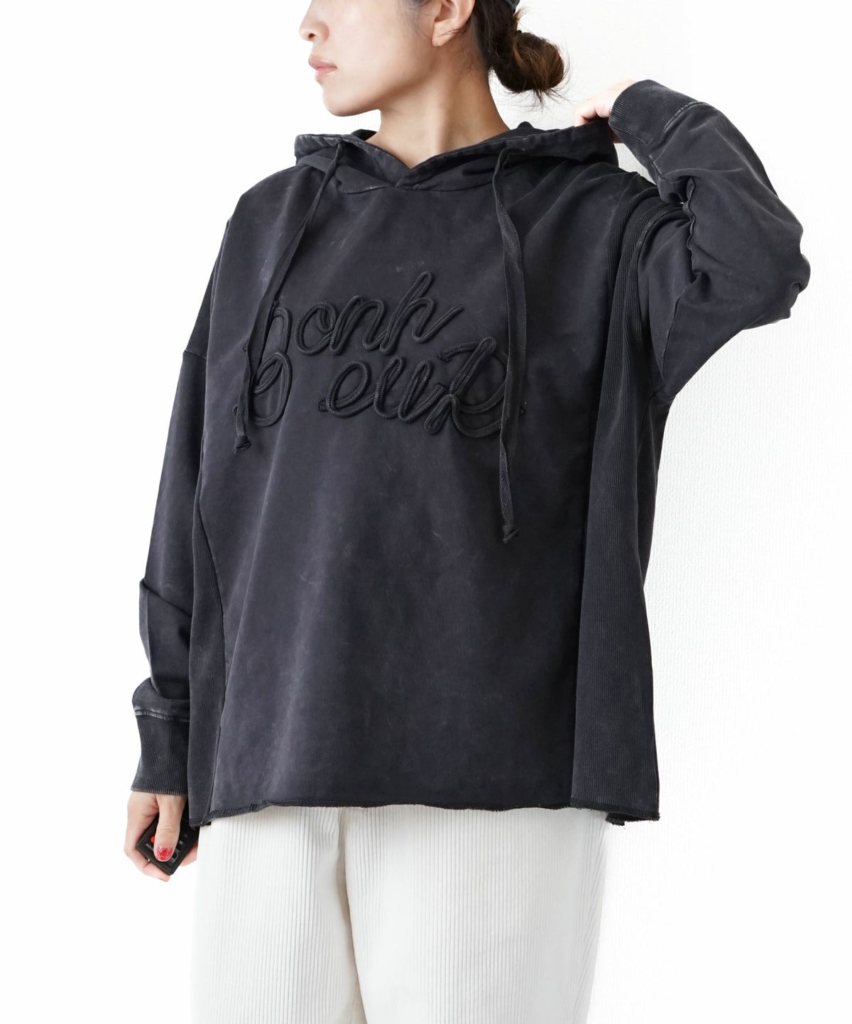 KAKELA & TRANQUIL｜コード刺繍ロゴフーディー [[12509-337-10]][D]