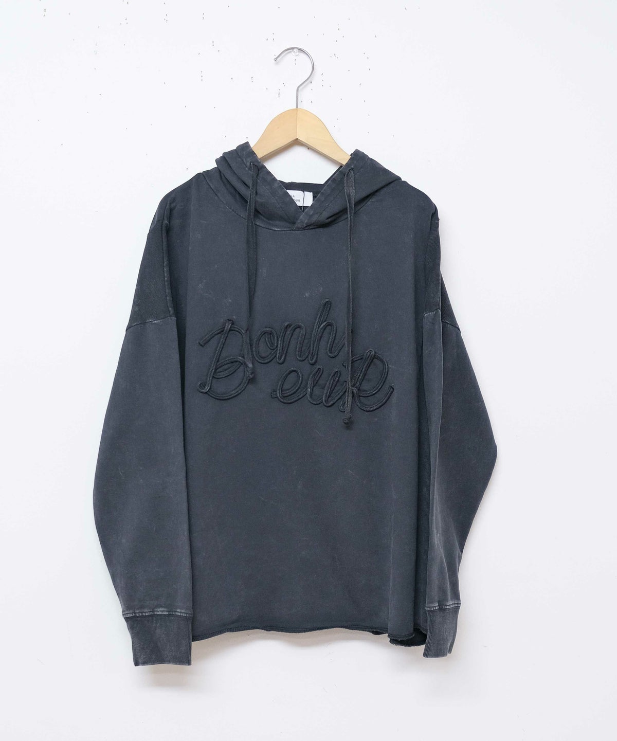 KAKELA & TRANQUIL｜コード刺繍ロゴフーディー [[12509-337-10]][D]