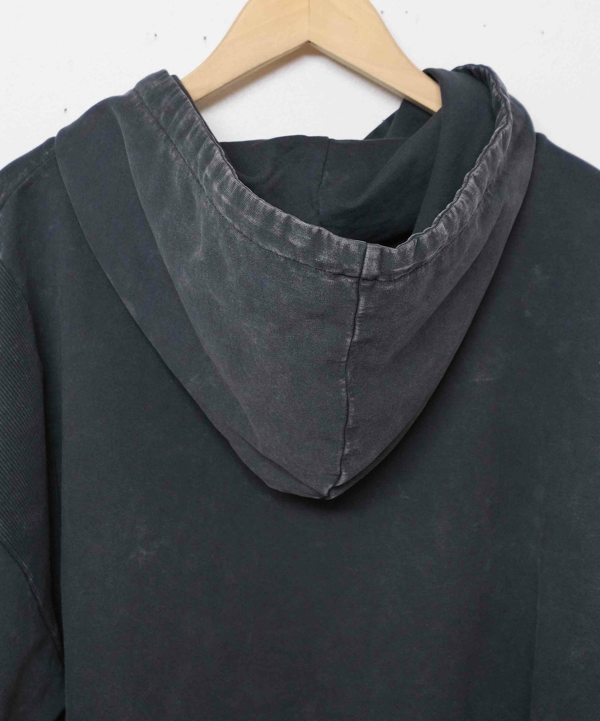 KAKELA & TRANQUIL｜コード刺繍ロゴフーディー [[12509-337-10]][D]