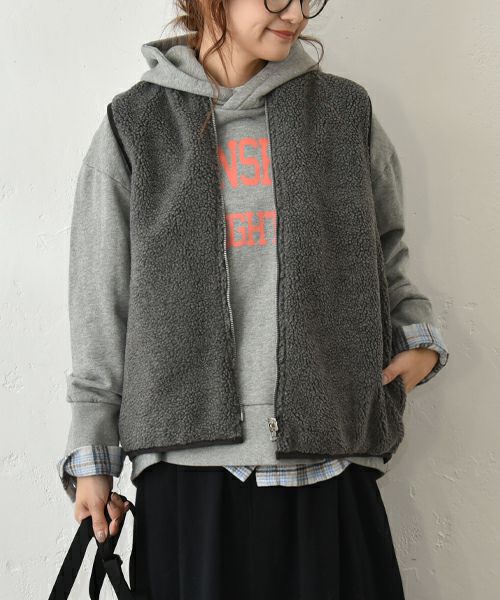 Our.｜ボア×ナイロン　リバーシブルベスト [[C-9049]][C]