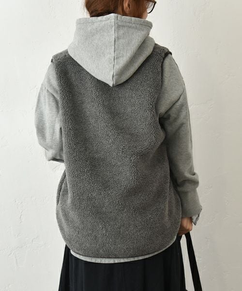 Our.｜ボア×ナイロン　リバーシブルベスト [[C-9049]][C]