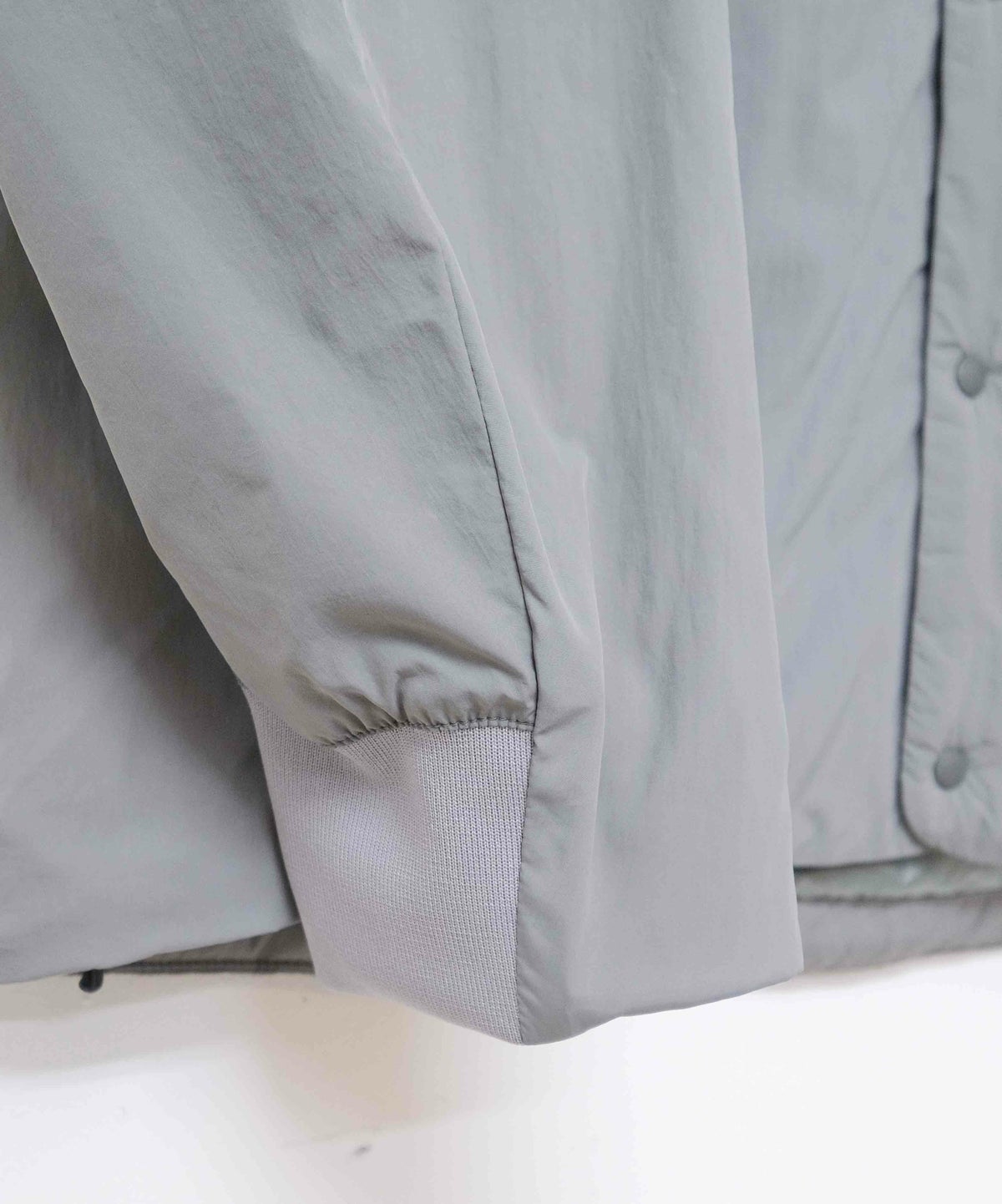  NANGA｜NO COLLAR SOFT DOWＮ CARDIGAN [[N2500-0E004A-26SS]][D]