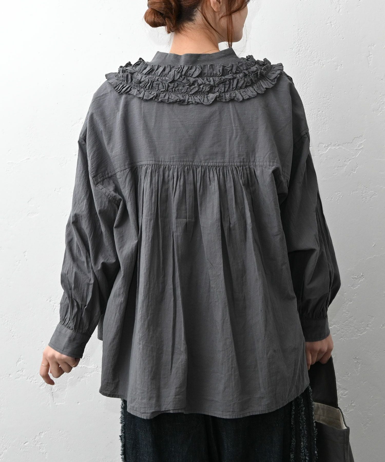 tumugu｜フリルブラウス [[TB26101]][C] | ma28 ONLINE STORE