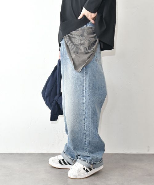  IN THE MARKET｜プリント三角ストール [[C-2536]][C]