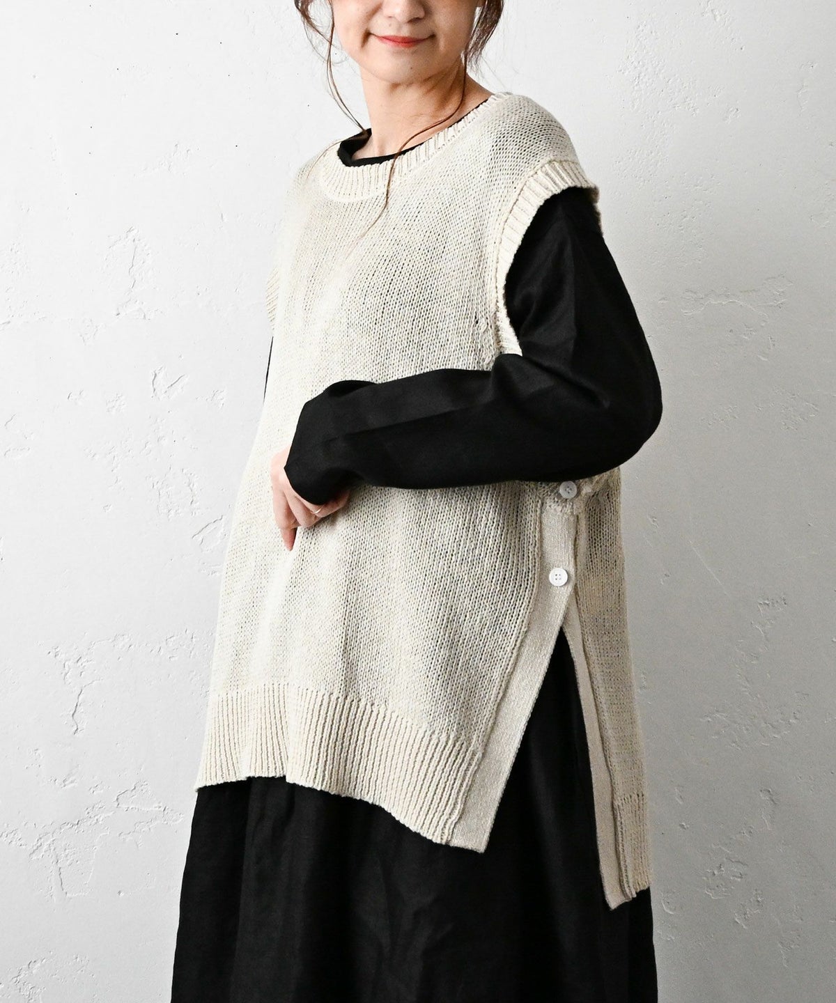 hagumu｜サイドボタン麻混ニットベスト [[MT-0496]][C]