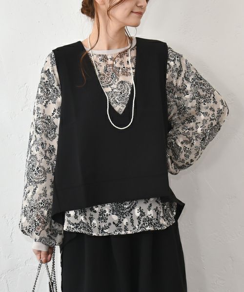 TRANOI.｜バックスリットキーネックジレ [[214R228]][C]