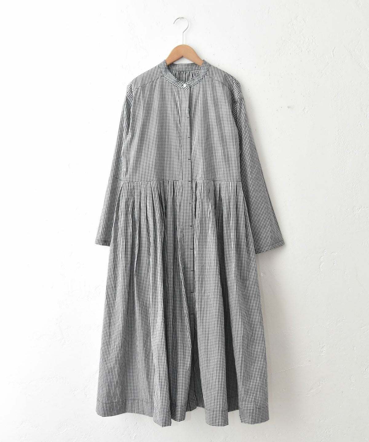 OMEKASI｜前開きチェックタックワンピース [[hag-197]][C]