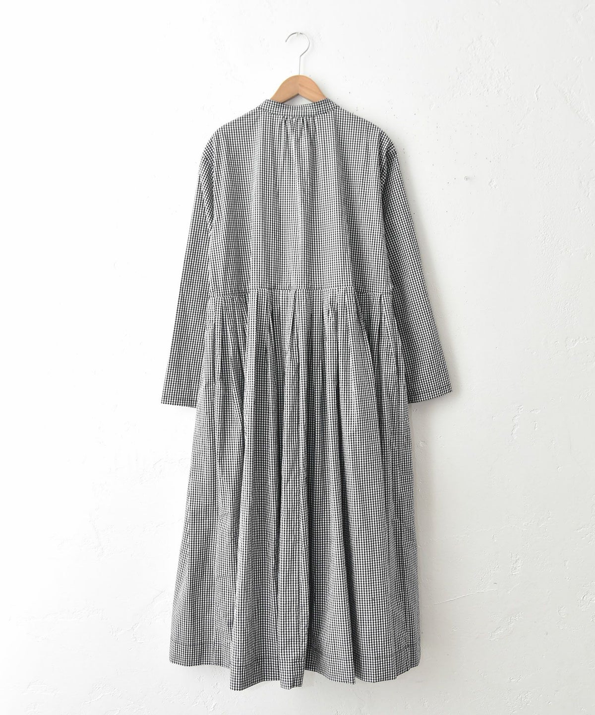 OMEKASI｜前開きチェックタックワンピース [[hag-197]][C]
