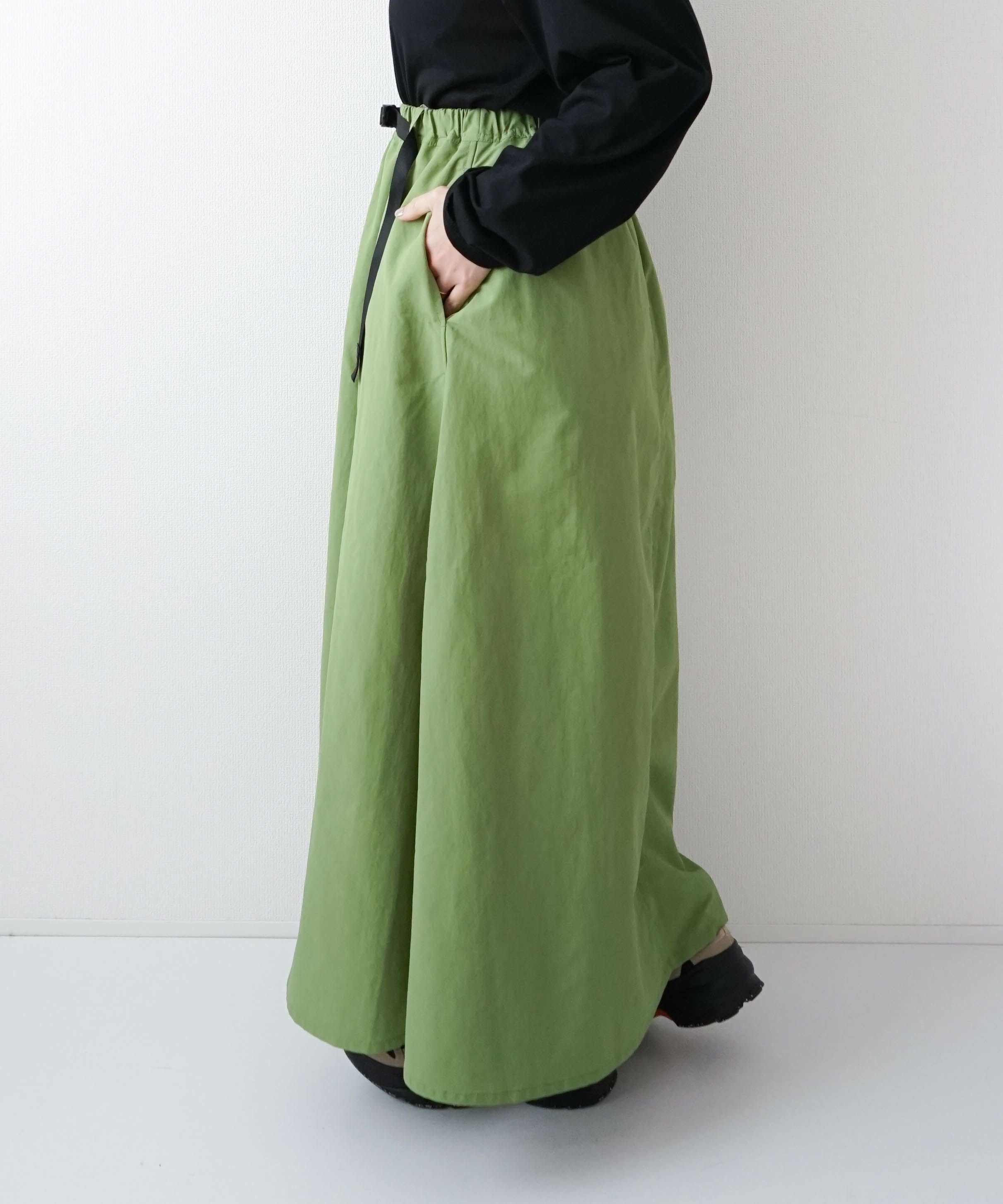 GRAMICCI｜NYLON FLARE SKIRT [[GLSK6-SJP008]][D] | ma28 ONLINE STORE