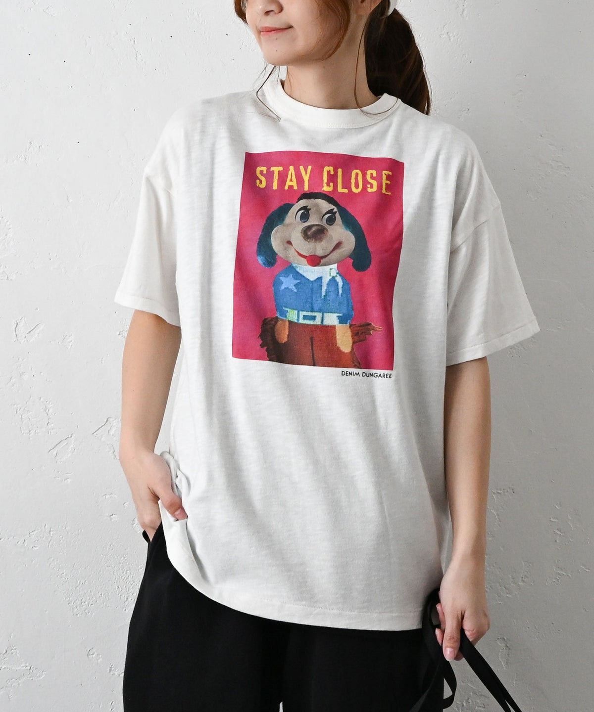 DENIM&DUNGAREE｜天竺STAY CLOSE Tシャツ [[22620403]][C