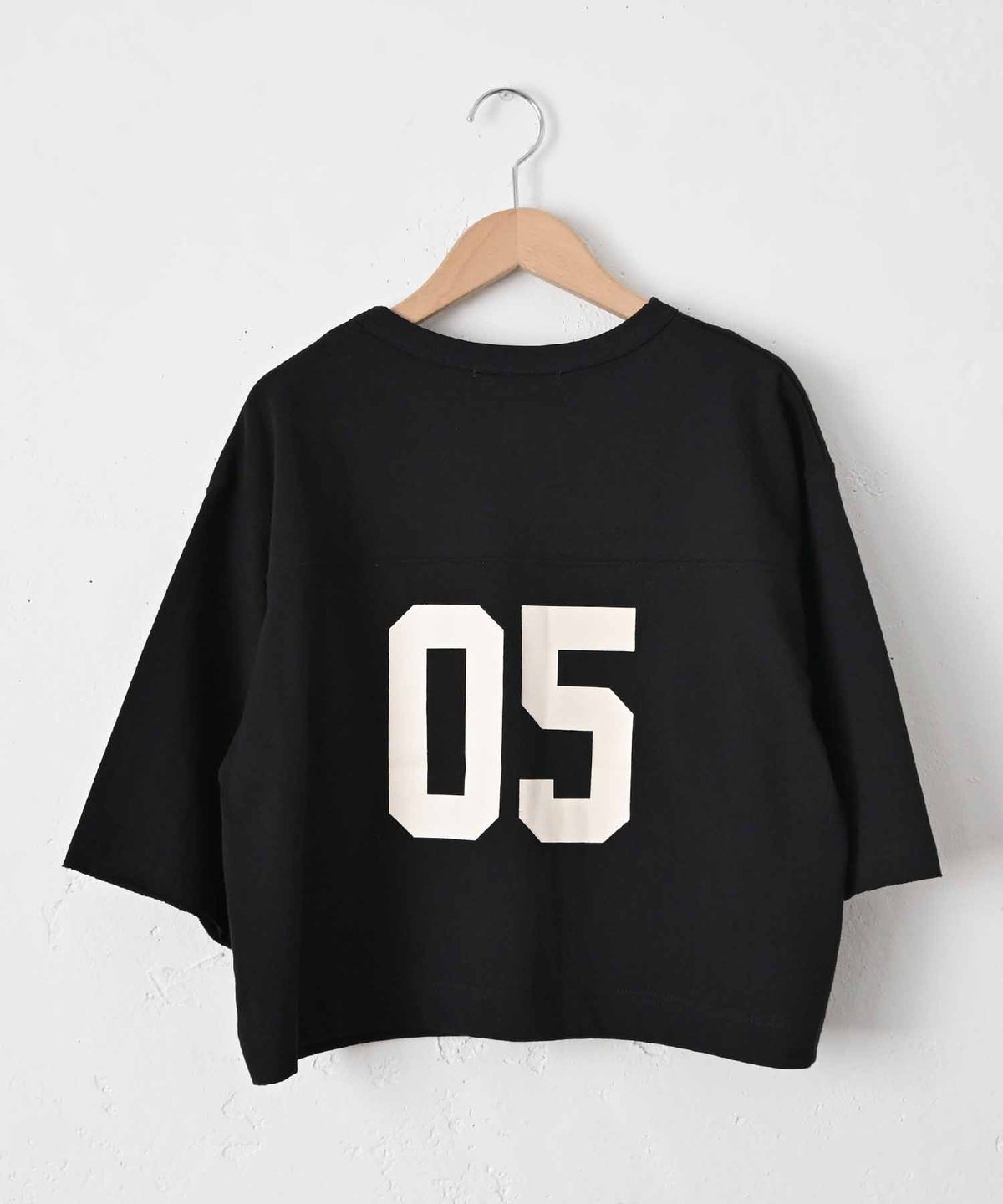 Gives a sense of fullment｜バックプリントホックTシャツ [[861140]][C]