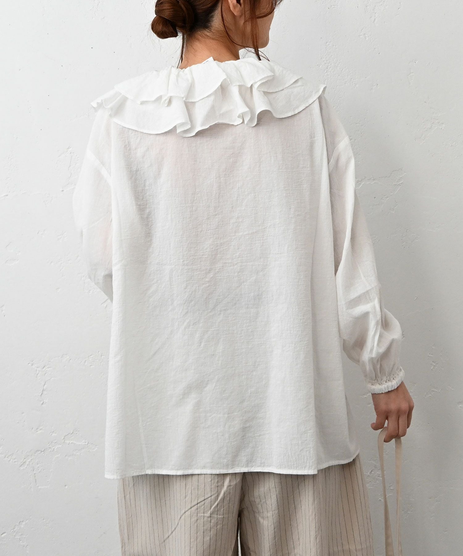ista-ire｜ラッフルカラーブラウス [[4600-6350]][C] | ma28 ONLINE STORE