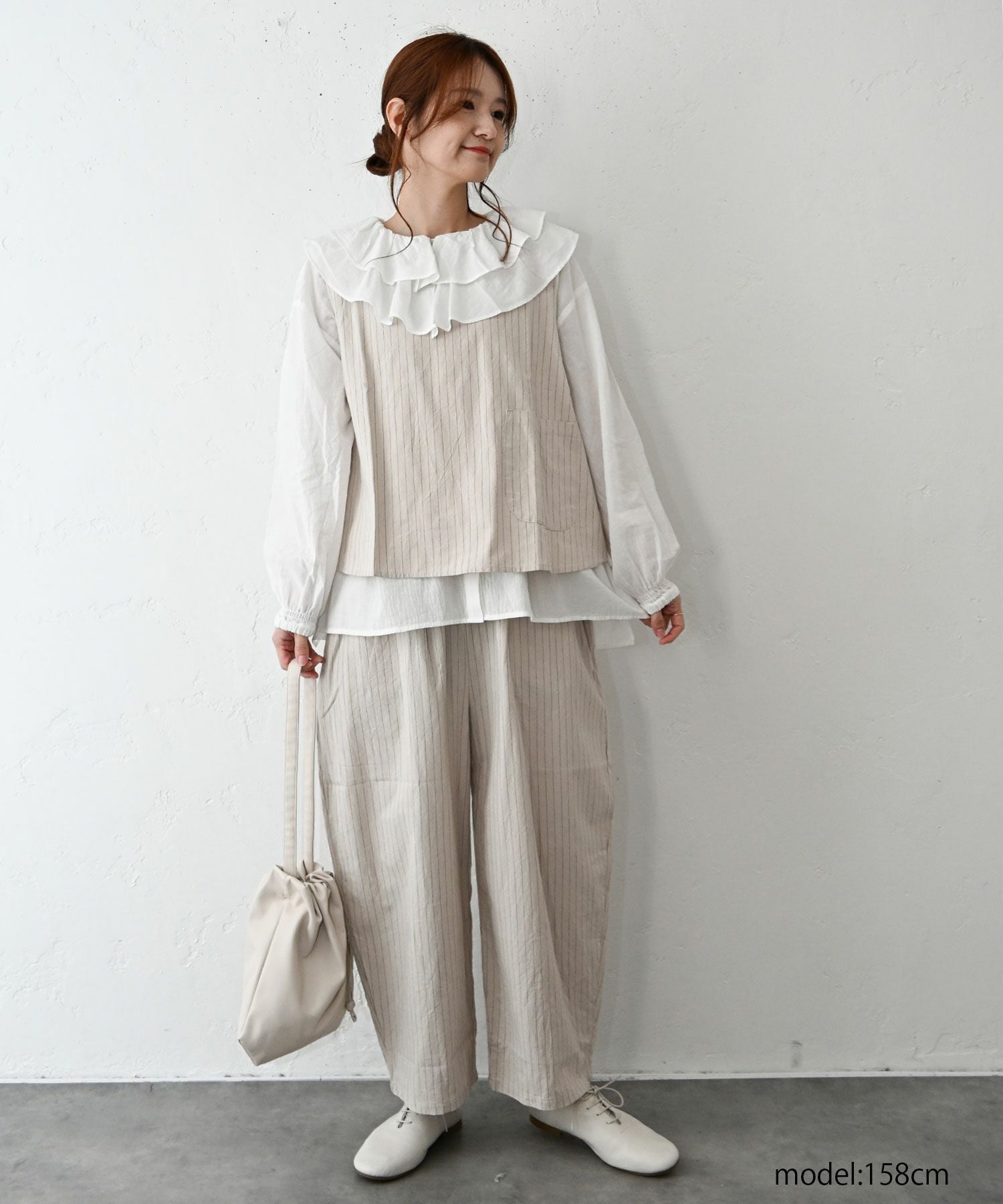 今期新品⭐︎ ista-ire｜ラッフルカラーブラウスhughug ista-ire｜ラッフルカラーブラウス [[4600-6350]][C] | ma28 ONLINE STORE