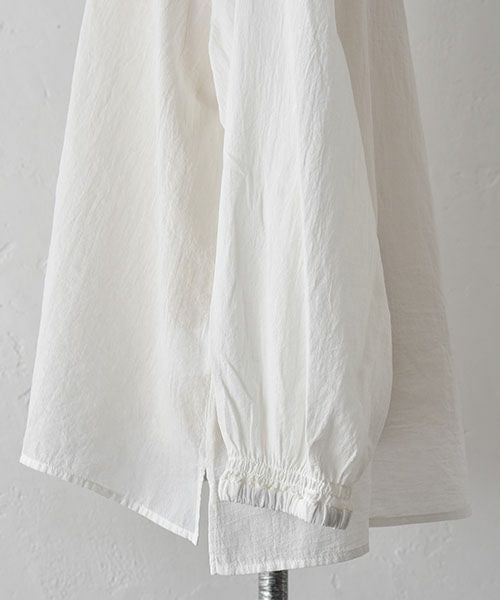ista-ire｜ラッフルカラーブラウス [[4600-6350]][C] | ma28 ONLINE STORE
