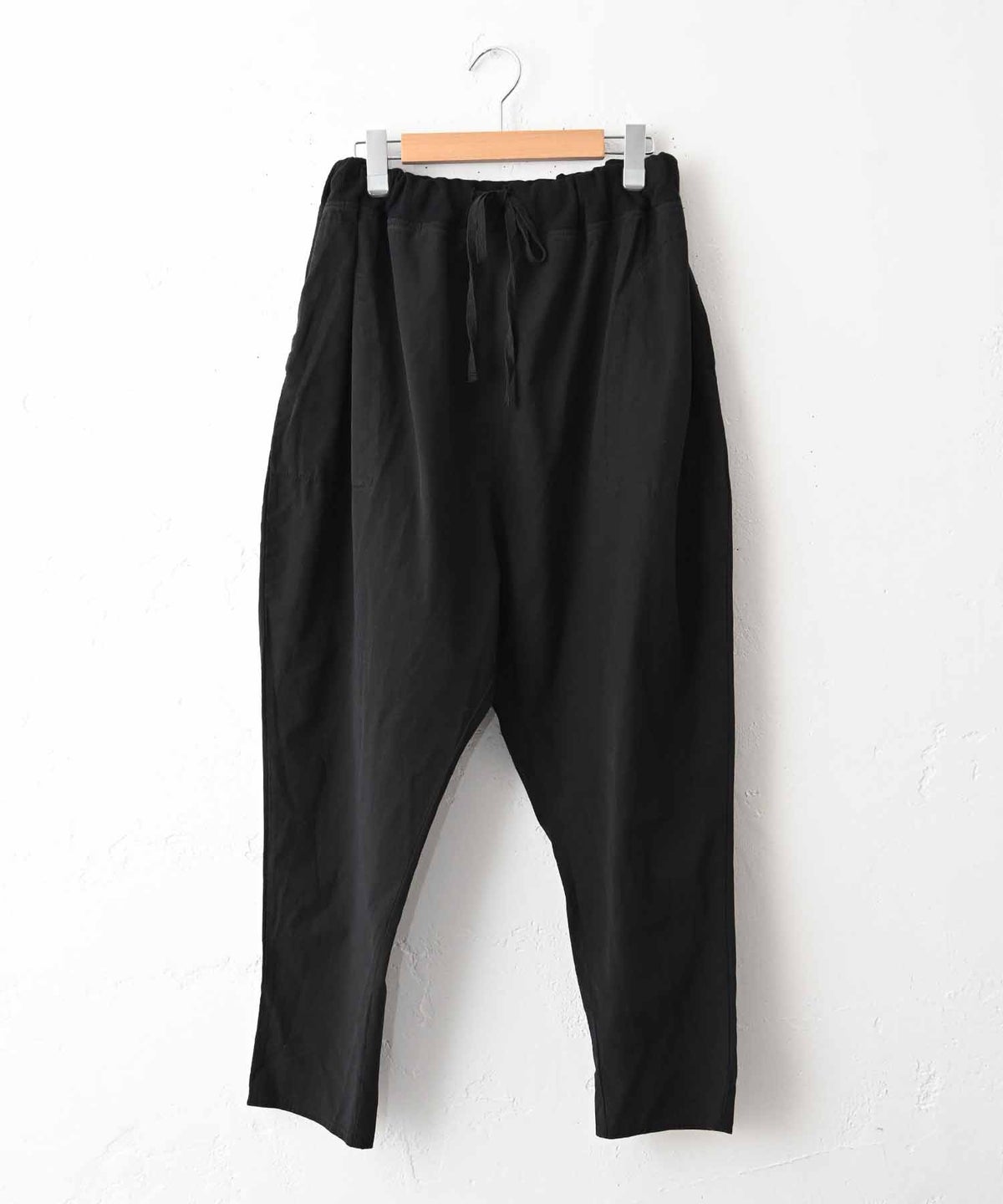  hagumu｜ウエストリブテーパードパンツ [[125711]][C]