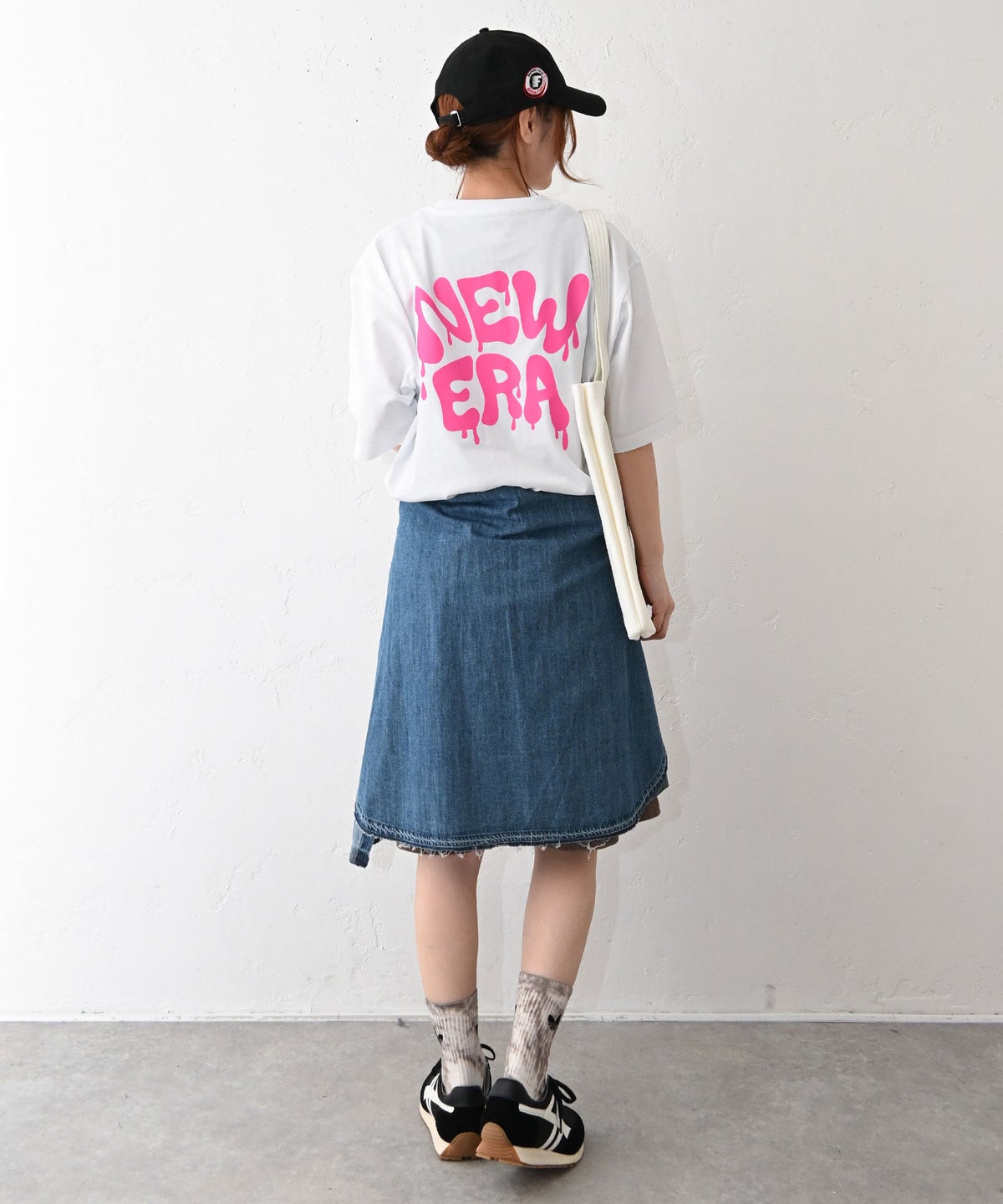 NEW ERA｜SS OS CT TEE WALL ART DRIP WHI(バックプリントオーバーTee) [[14856662]][C]