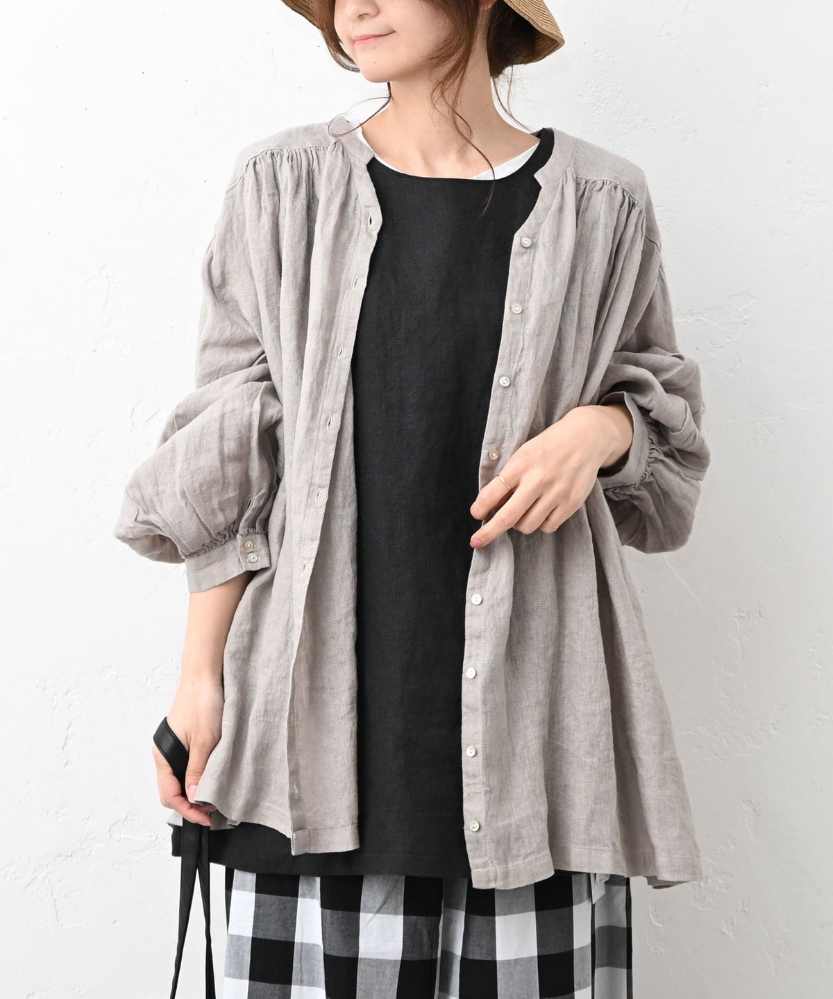 08Mab｜リネンシャンブレー前あきギャザーブラウス [[CF-226HF1368]][C]